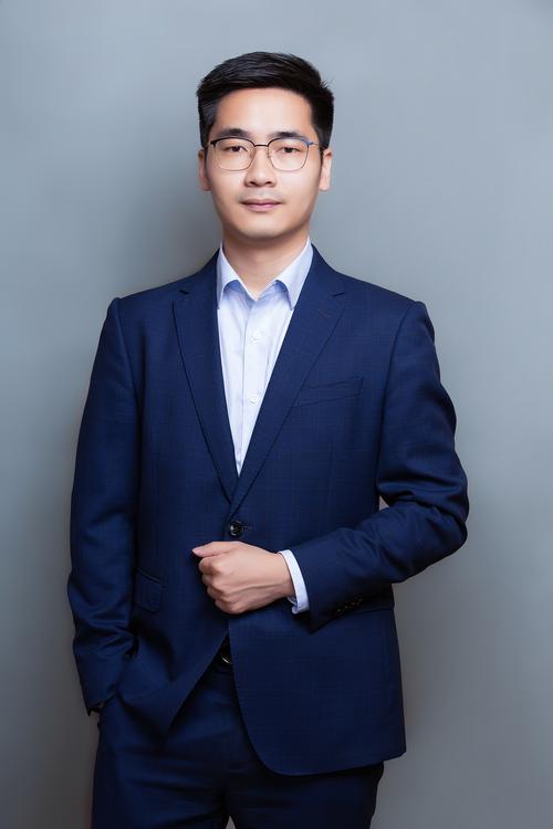 罗金华 美术指导负责人